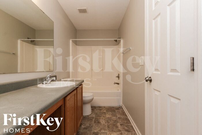 Building Photo - 9135 Allegro Dr