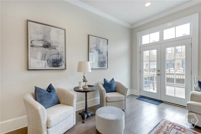 Building Photo - 433 Port St