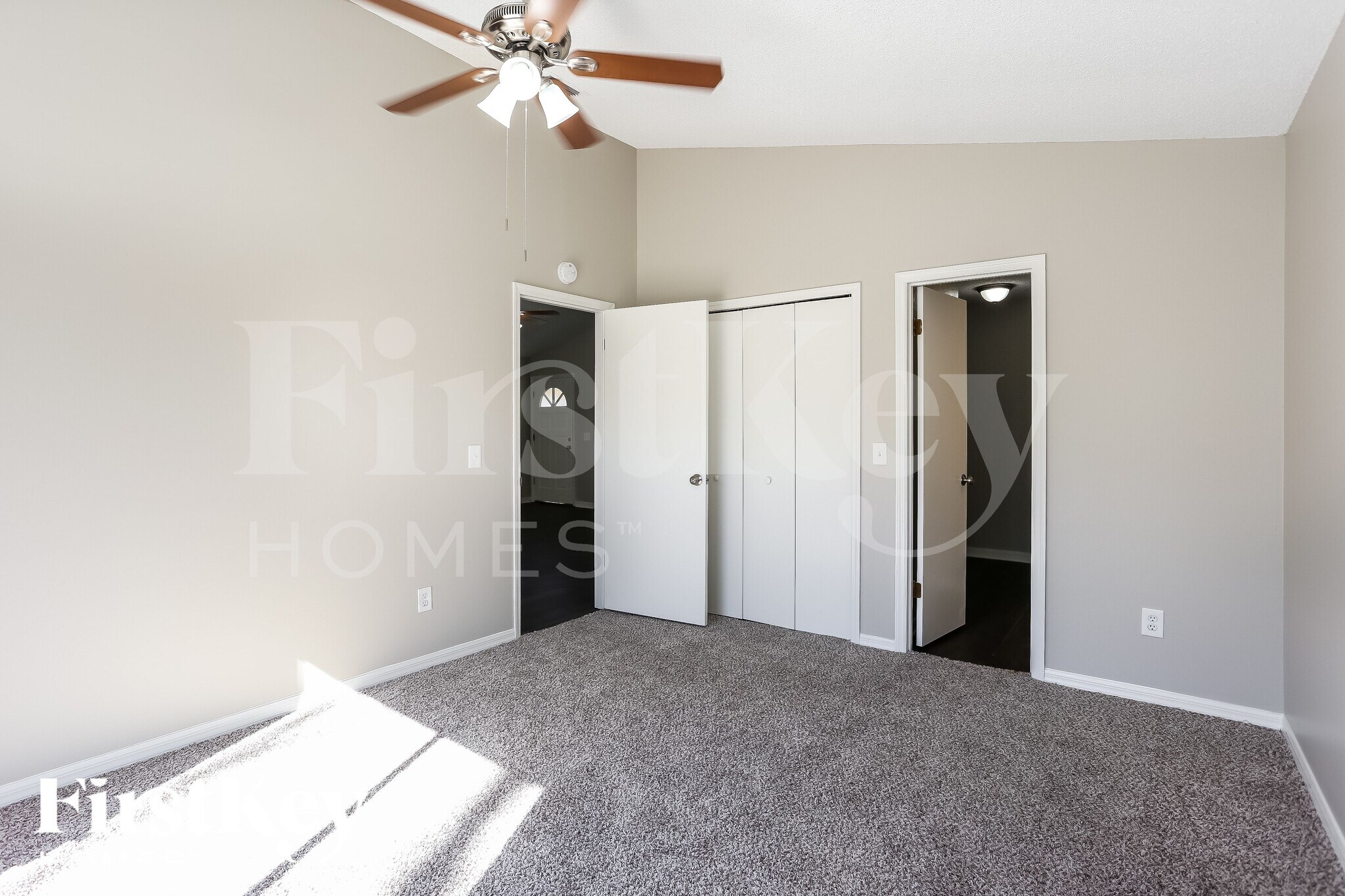 Building Photo - 6736 Newgate Cir E