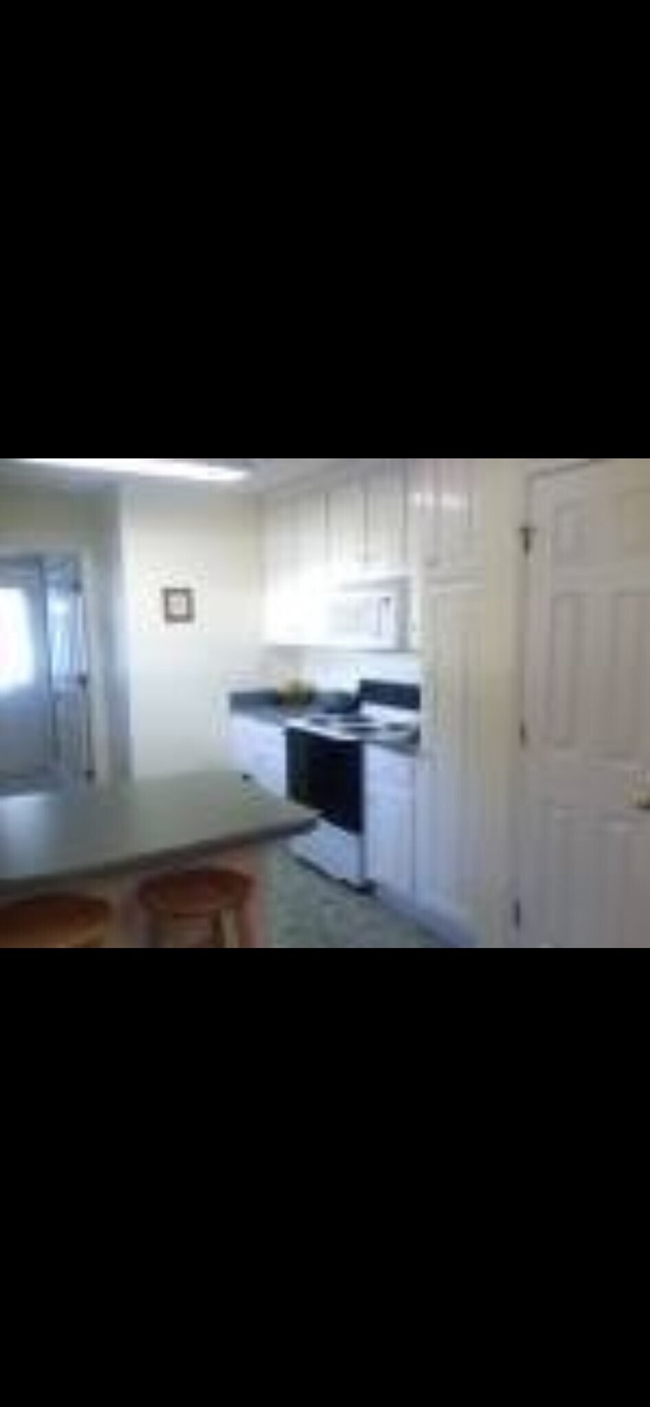 Building Photo - 213 Chapwith Rd