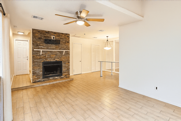 Building Photo - 2379 Briarwest Blvd