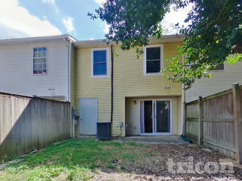 Building Photo - 1051 Dorset Dr