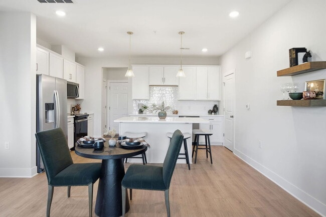 Building Photo - 6919 Cosby Vlg Ter