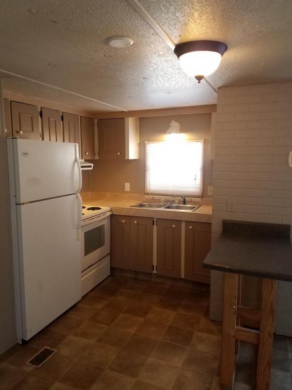 Building Photo - 510 8th St S