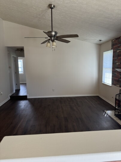 Building Photo - Charming 3-Bedroom Home with 2 Full Baths in Indianapolis – Perfect Blend of Comfort and Convenie...
