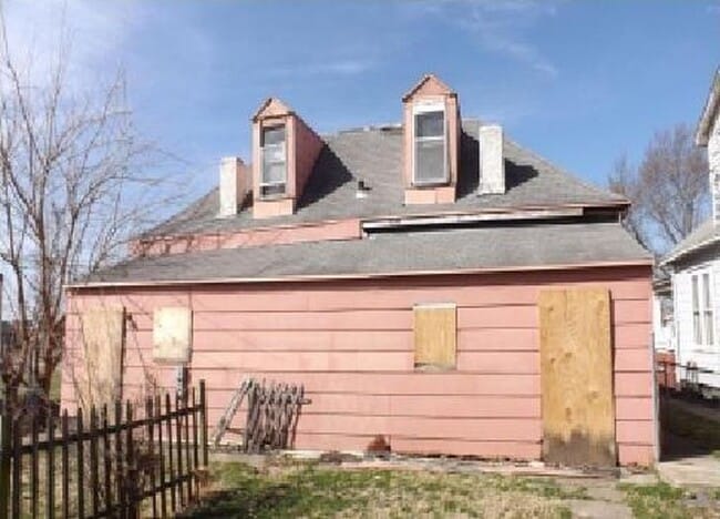 Building Photo - OWNER Finance Home with 10% DOWN