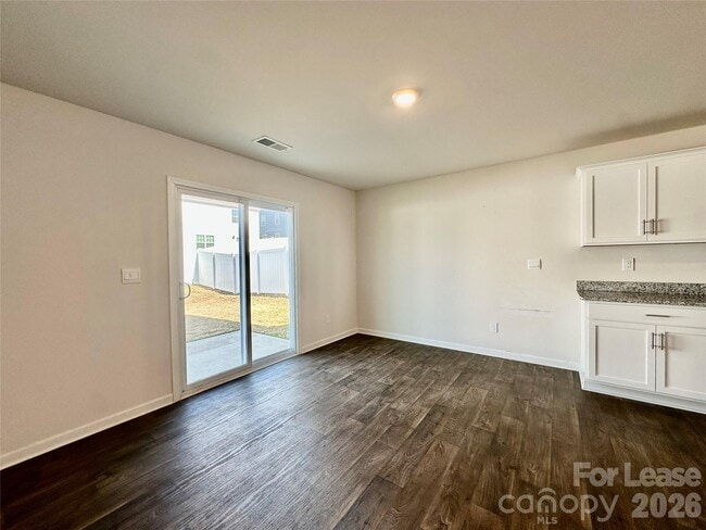 Building Photo - 1603 Blue Velvet Ln