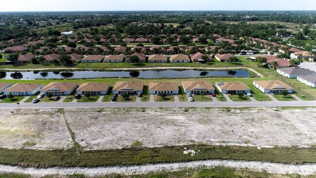 Building Photo - Spells Wear Off, Leases Don’t – 3Bd/2Bth D...