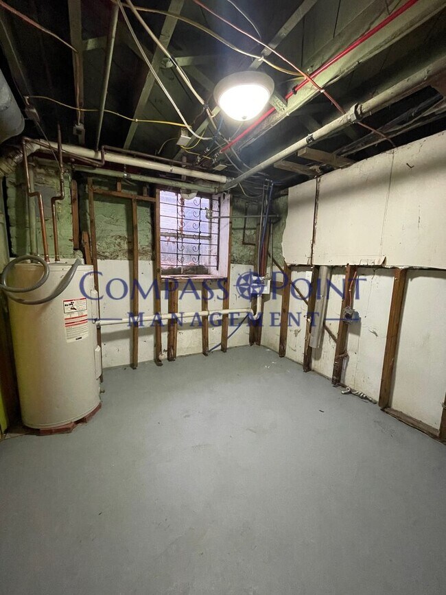 Building Photo - Welcome To Your New Home!!!!