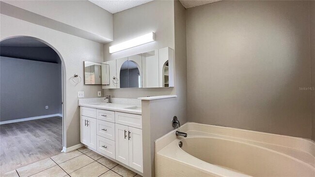 Building Photo - 3831 Cinnamon Fern Loop