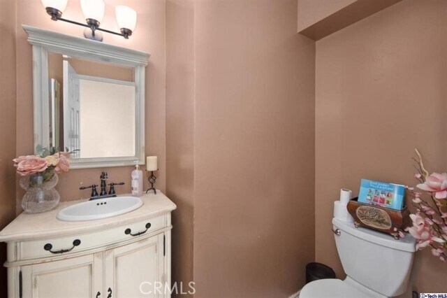 Building Photo - 1247 E Wilson Ave