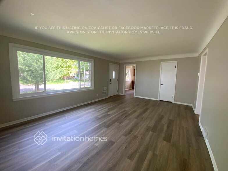 Building Photo - 7228 Harriet Ave