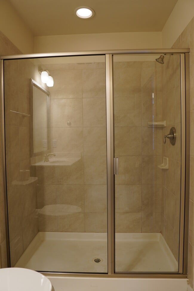 Building Photo - 6425 Swatner Dr