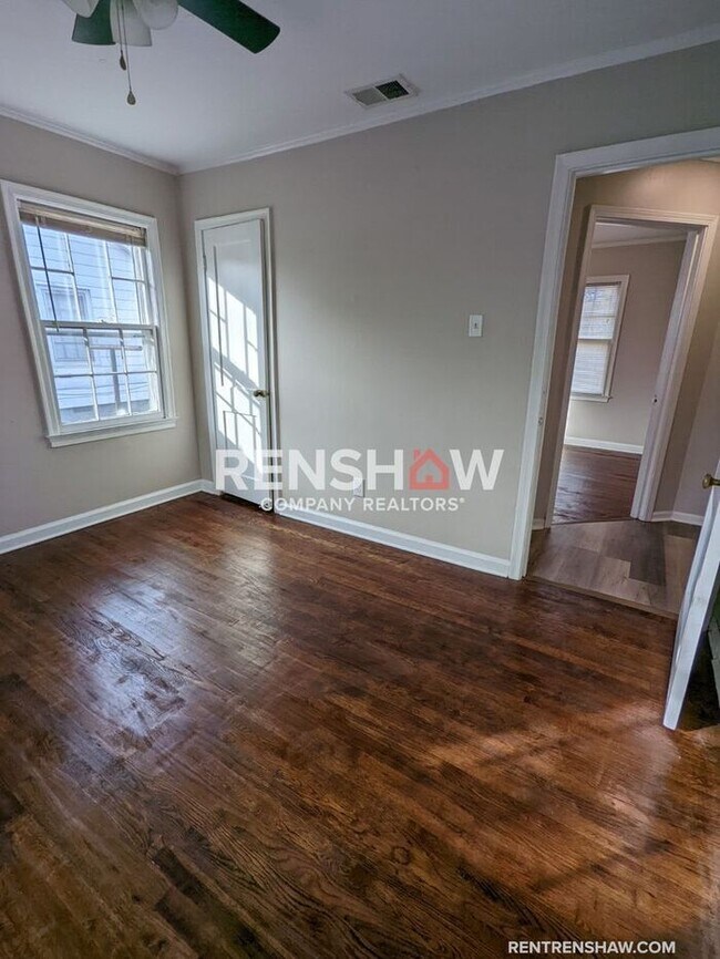 Building Photo - Completely Upgraded Property - Move in Ready!