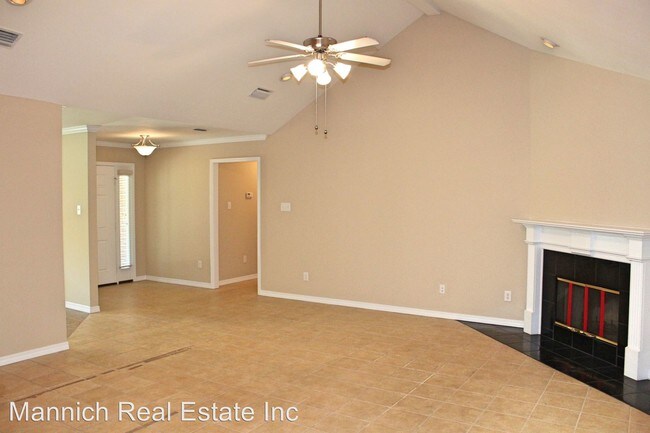 Building Photo - 10880 Gayfer Road Ext