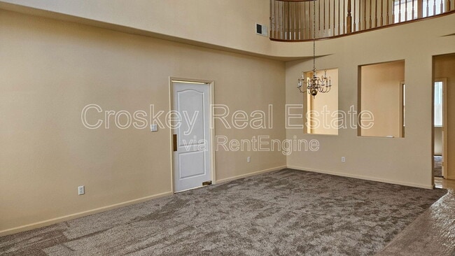 Building Photo - 2068 Eucalyptus Way