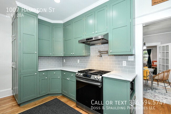 Building Photo - 1007 Hampton St