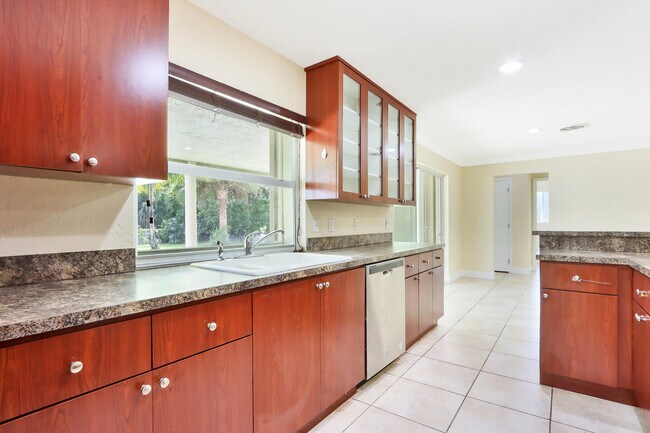 Building Photo - 11074 Monet Woods Rd