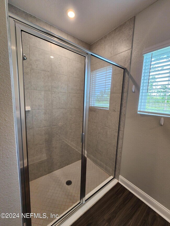Building Photo - 2599 Lantana Ln