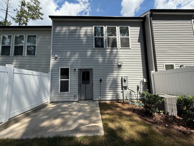 Building Photo - Newly Built 3BD, 2.5BA Durham Townhome in ...