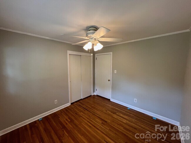 Building Photo - 1116 Bevis Dr