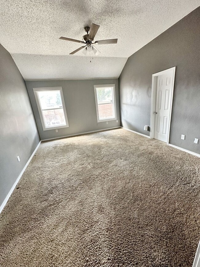 Building Photo - SPACIOUS REMODELED HOME NEAR MAJOR ARLINGT...