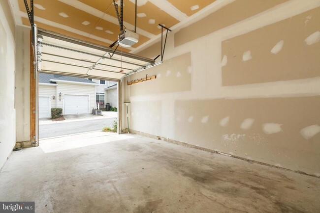 Building Photo - 5917 Perfect Calm Ct