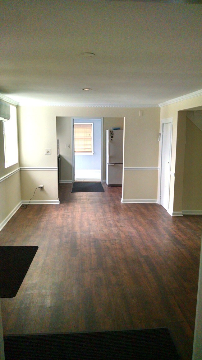 Building Photo - 21330 Old York Rd