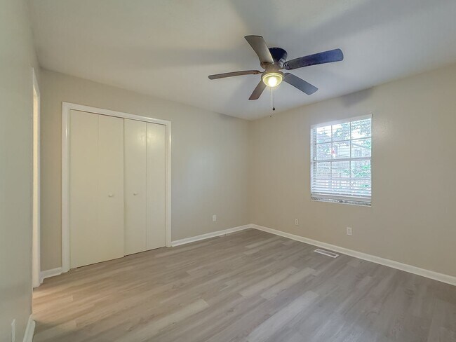 Building Photo - 1726 Hartsfield Rd
