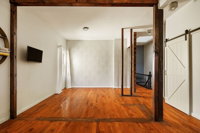 Primary Photo - 1218 St Marks Ave
