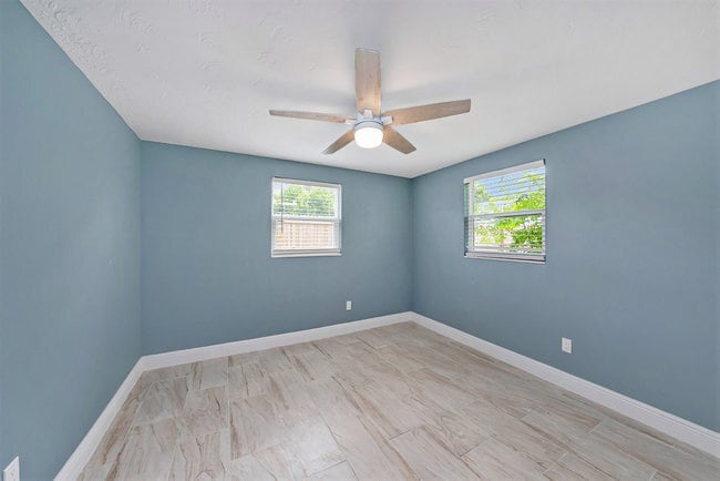 Building Photo - 4744 Guardian Ave