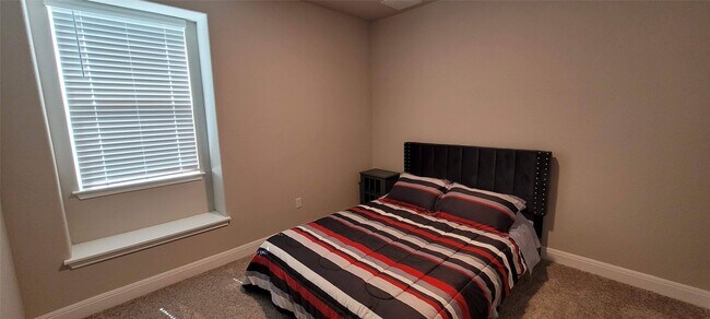 Building Photo - 18012 Santa Croce Dr