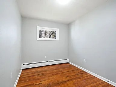 Building Photo - 111 W Pettebone St