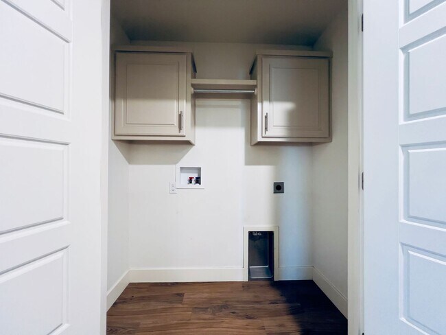 Building Photo - PRE-LEASING FOR AUGUST MOVE-IN: Recently Built 3/2/2 in Cooper ISD