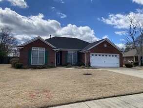 Building Photo - 5010 Emerald Isle Ct