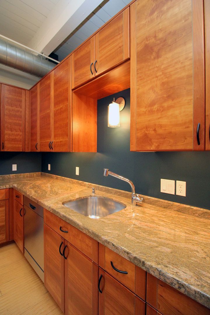 Building Photo - 416 NW 13th Ave