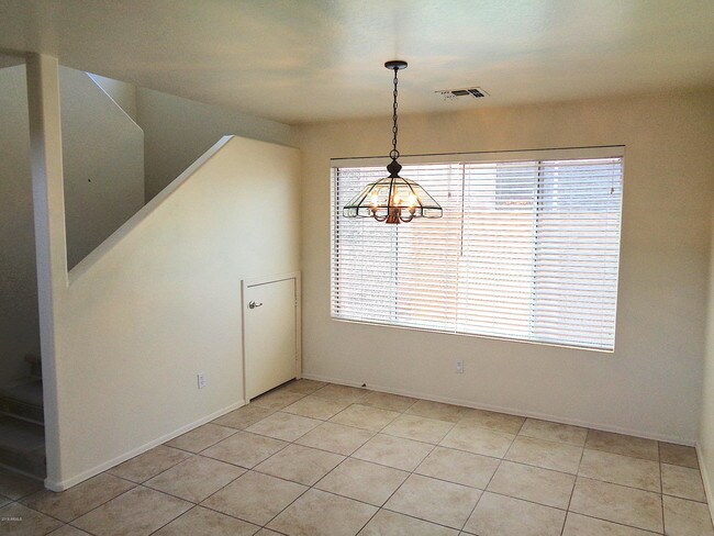 Building Photo - 4106 E Chambers St