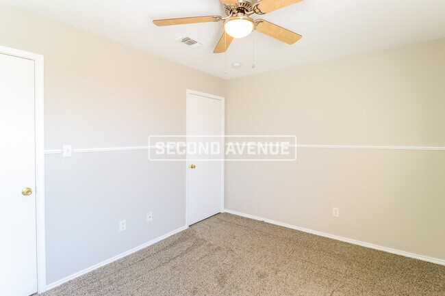 Building Photo - 406 Lone Star Park Ln