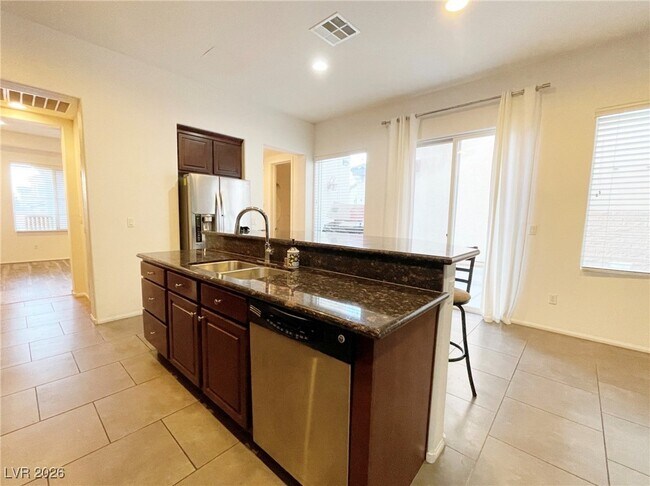 Building Photo - 1829 Cape Cod Landing Dr