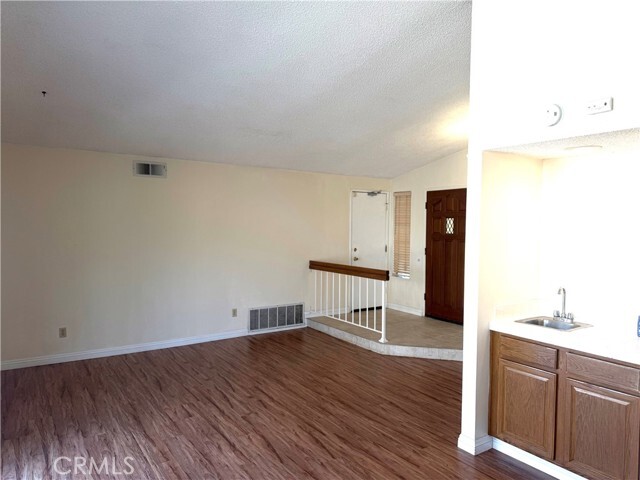 Building Photo - 20245 E Yale Dr