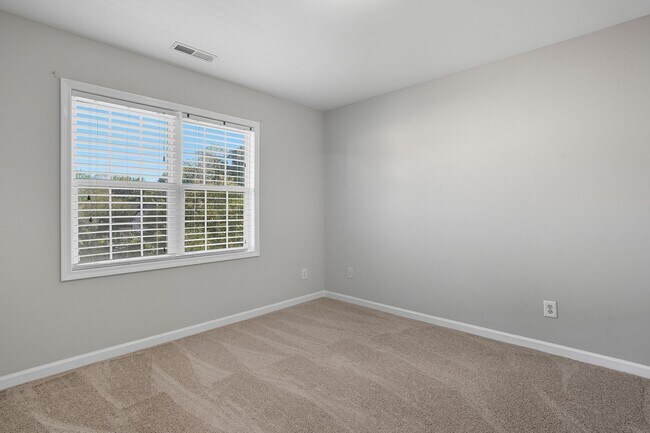 Building Photo - 4 Bedroom Home for Rent in Raleigh NC | Garage | Pet Friendly | $500 Off First Months Rent!