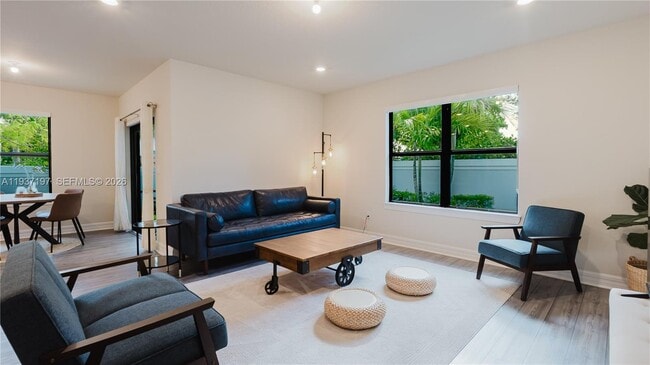 Building Photo - 3001 Hibiscus Ave