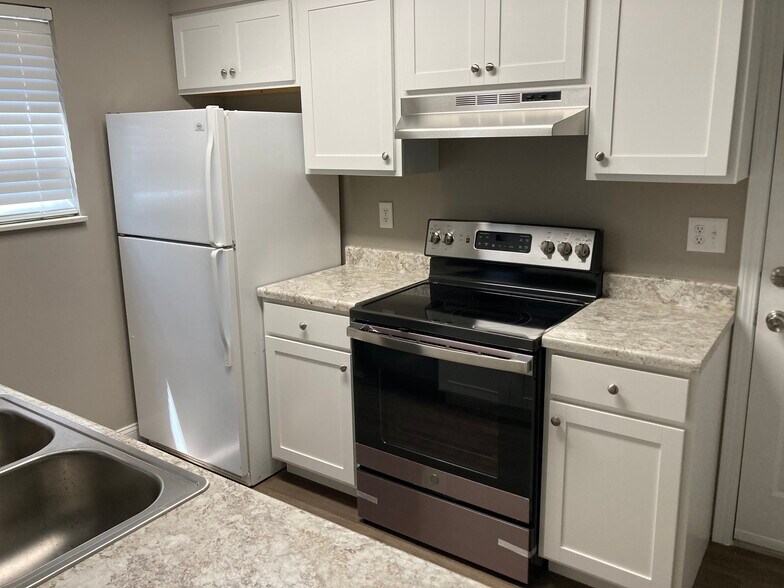 Building Photo - 46 Campbell Dr