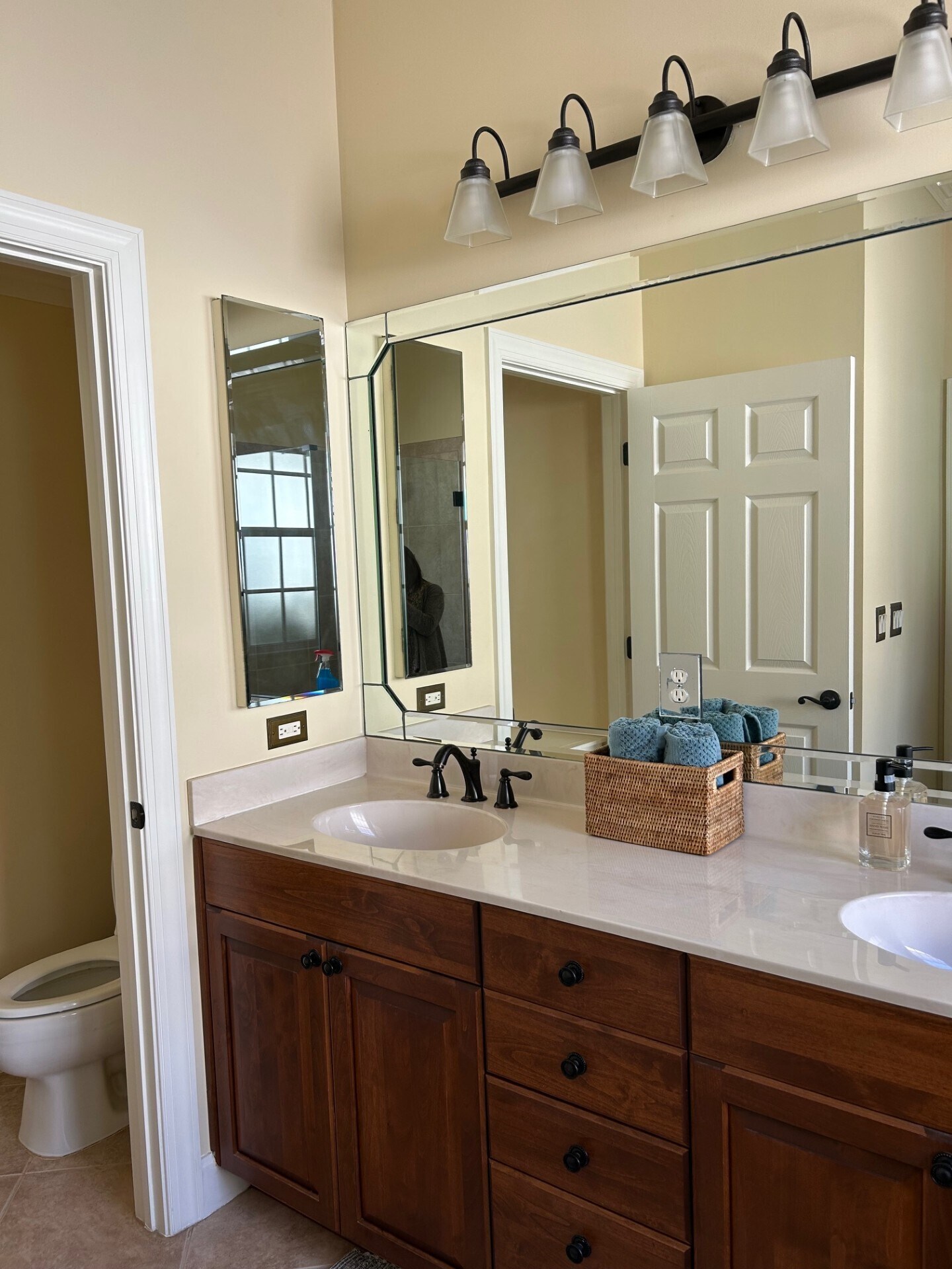 Bathroom - 20099 Seadale Ct