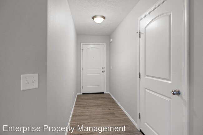 Building Photo - 3 br, 2 bath House - 406 E Stone Creek Rd