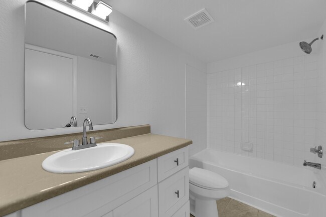 Building Photo - 8101 W Flamingo Rd