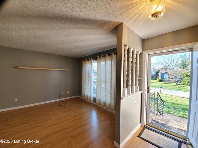 Building Photo - 9211 N Pirogue Ct