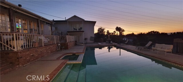 Building Photo - 4910 Brewster Dr