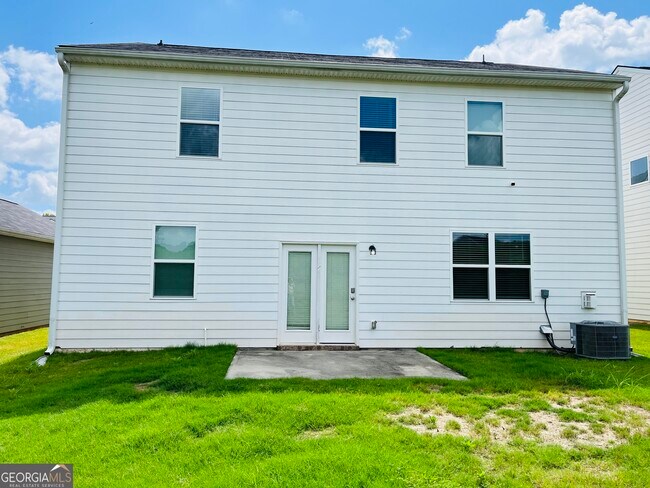 Building Photo - 19 White Spruce Wy