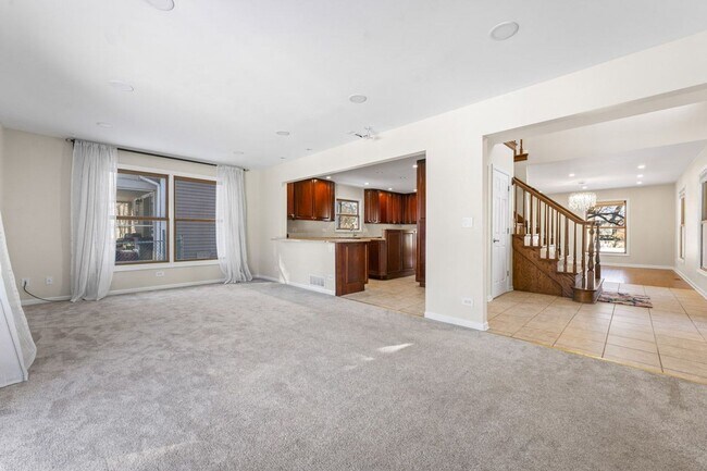 Building Photo - Updated 2-Story Home in Desirable Deerpath Subdivision - Available Immediately.